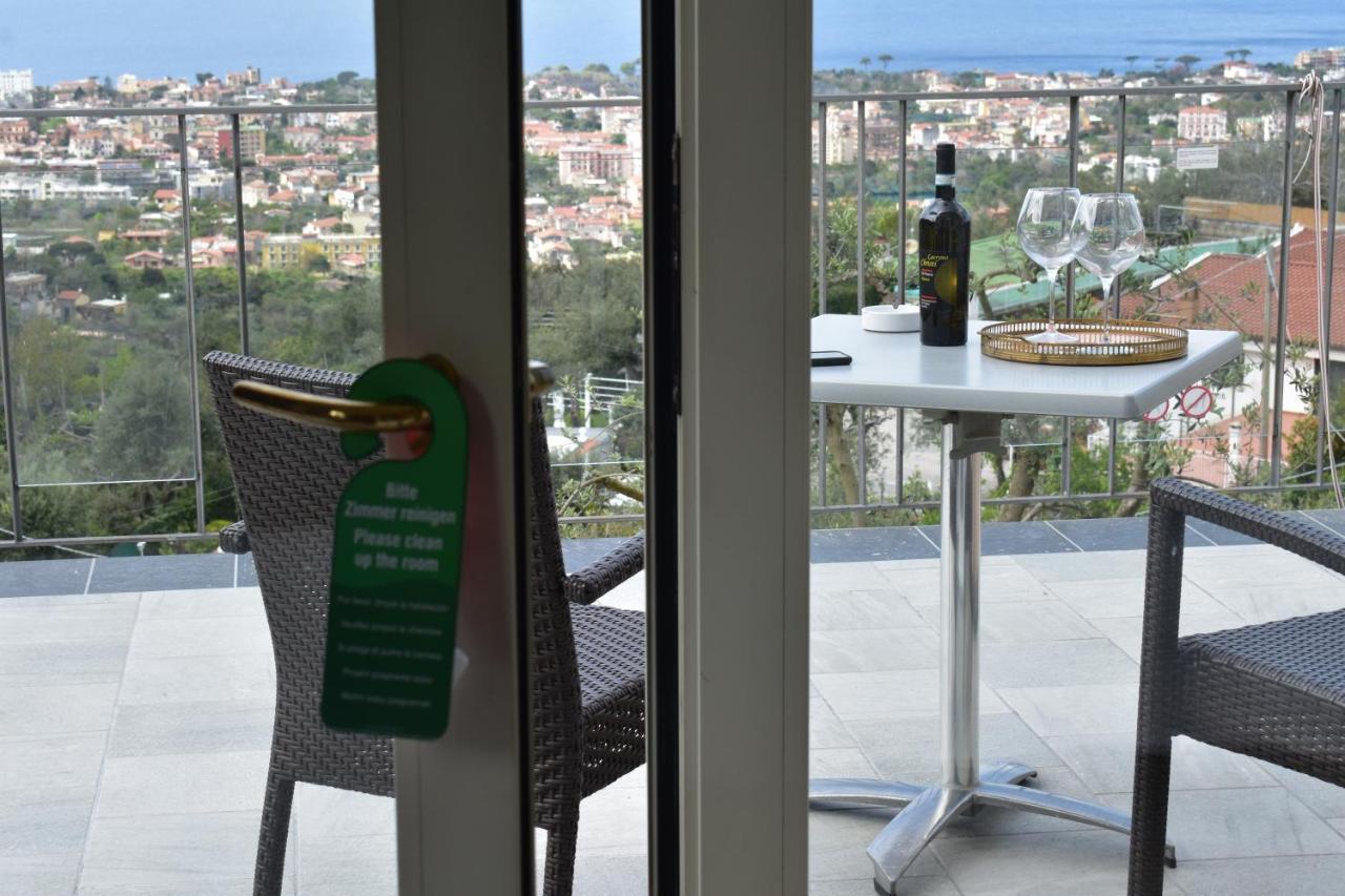 Bed and Breakfast Casa Mazzola Sant'Agnello Exterior foto